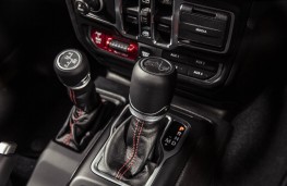 Jeep Wrangler, dash detail